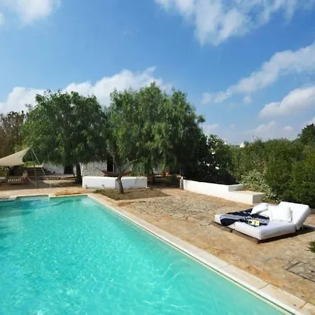 Vila Trullo Con Piscina *
